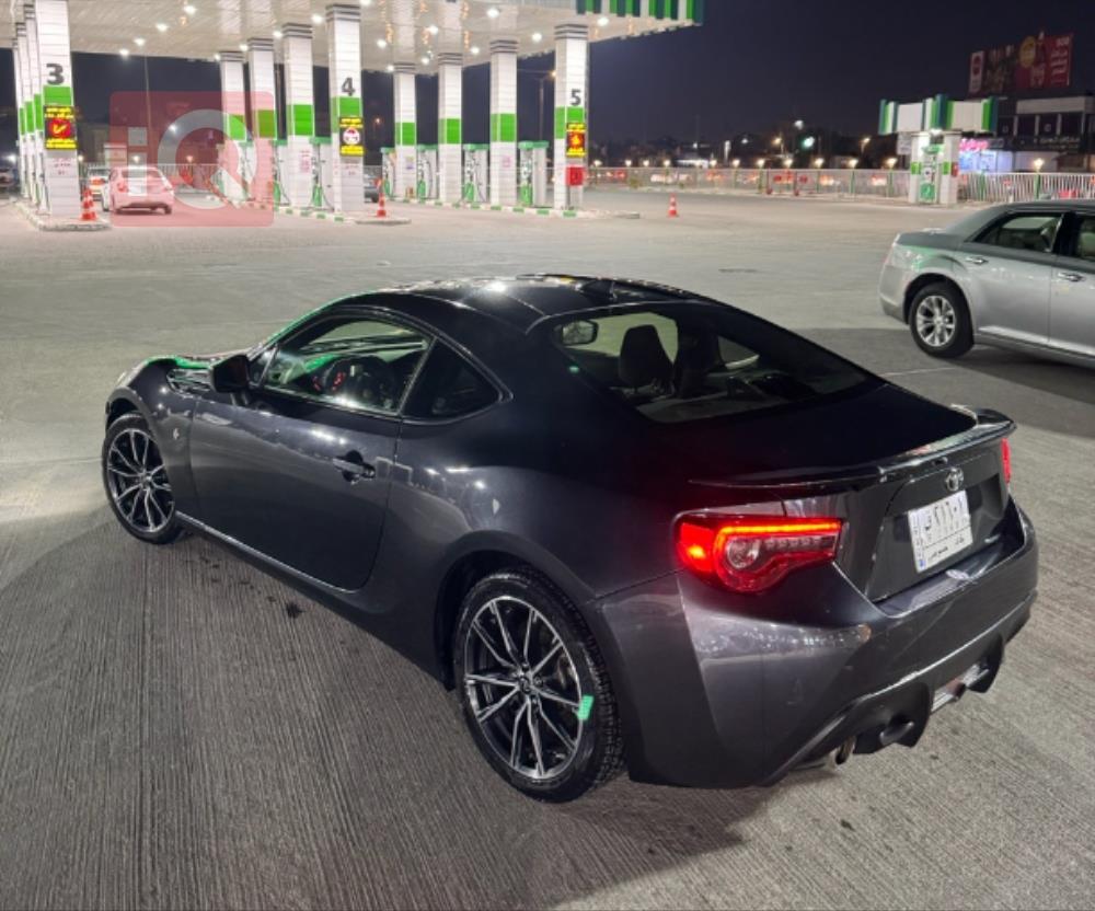 تۆیۆتا GT 86